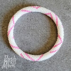 Glass Bead Bracelet (White/Pink) - NWOT